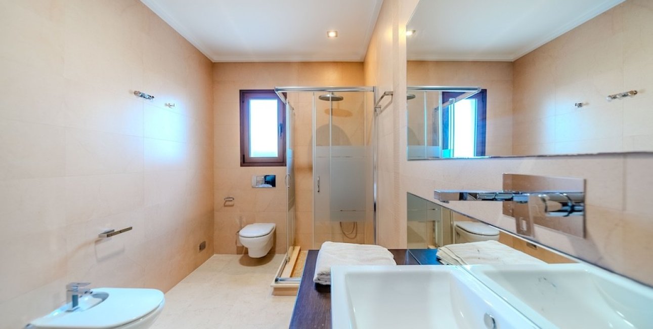 Resale - Villa -
Orihuela Costa - Cabo Roig