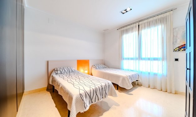 Resale - Villa -
Orihuela Costa - Cabo Roig