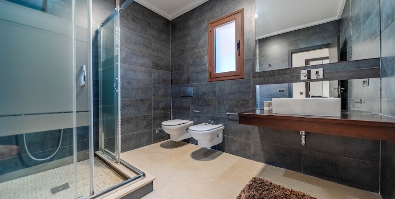 Resale - Villa -
Orihuela Costa - Cabo Roig