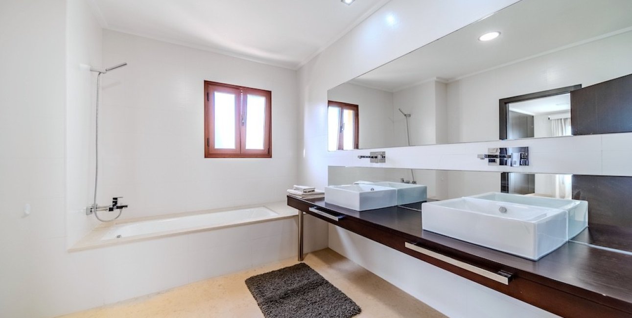 Resale - Villa -
Orihuela Costa - Cabo Roig