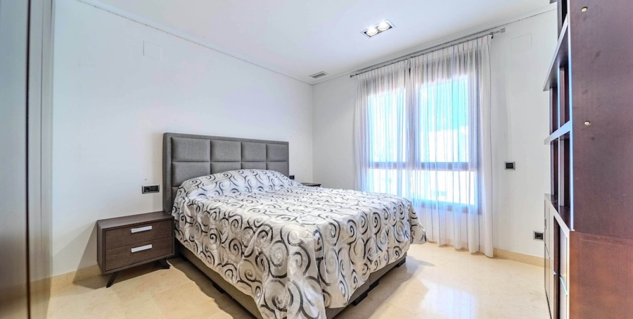 Resale - Villa -
Orihuela Costa - Cabo Roig