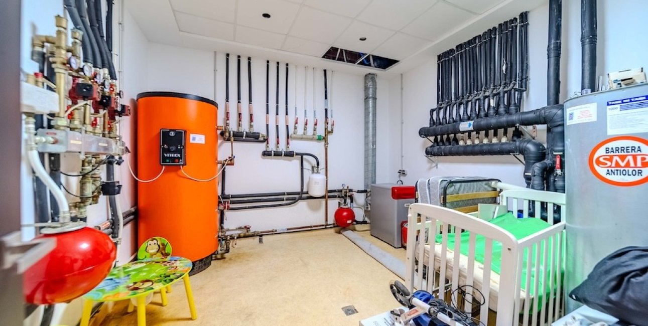 Resale - Villa -
Orihuela Costa - Cabo Roig