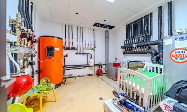 Resale - Villa -
Orihuela Costa - Cabo Roig