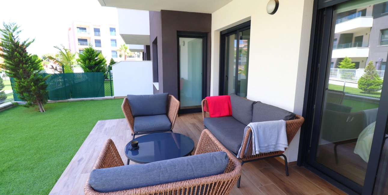 Resale - Apartment / flat -
Orihuela Costa - Villamartin