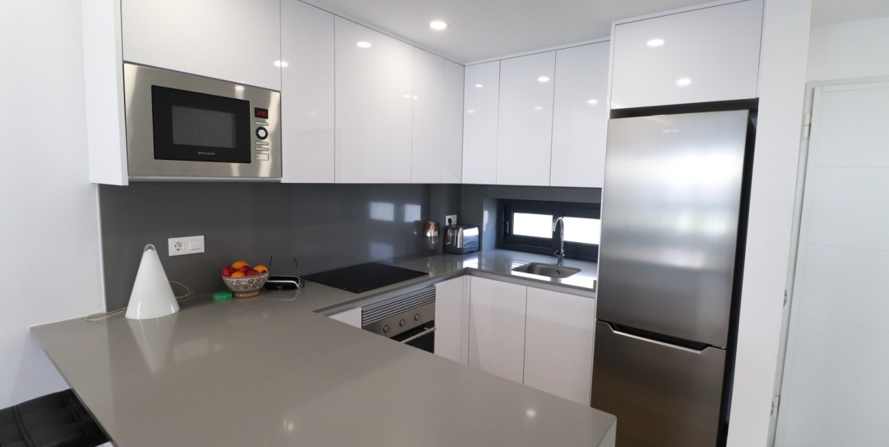 Resale - Apartment / flat -
Orihuela Costa - Villamartin