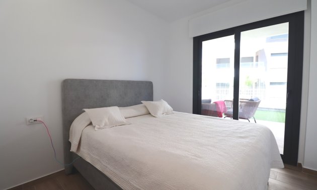 Resale - Apartment / flat -
Orihuela Costa - Villamartin