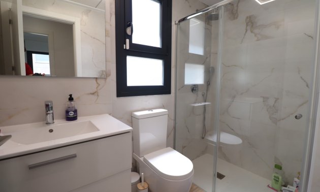 Resale - Apartment / flat -
Orihuela Costa - Villamartin