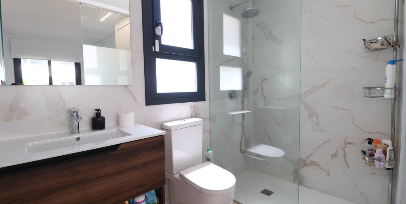 Resale - Apartment / flat -
Orihuela Costa - Villamartin