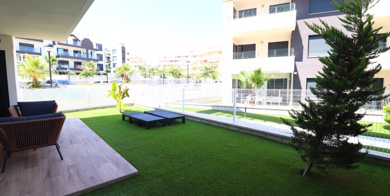 Resale - Apartment / flat -
Orihuela Costa - Villamartin