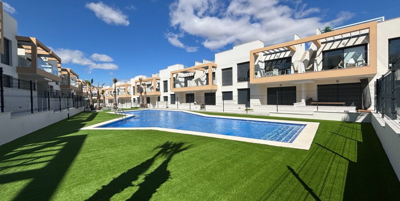 Resale - Apartment / flat -
Orihuela Costa - Villamartin