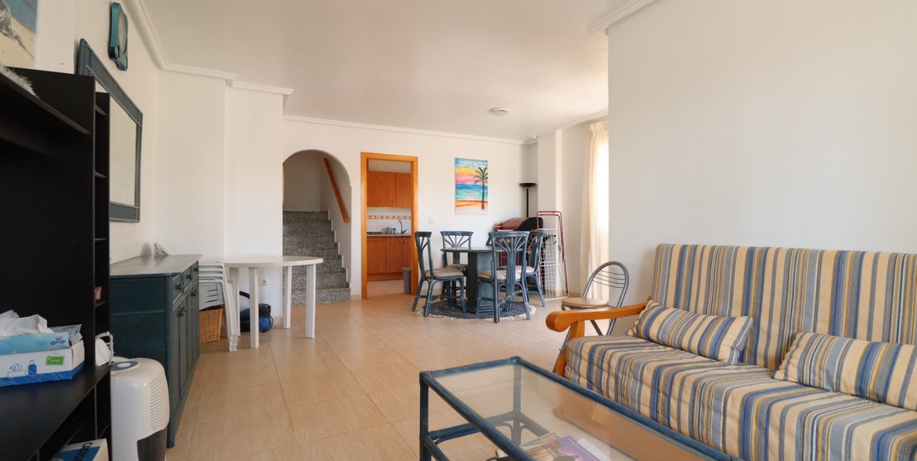 Resale - Townhouse -
Ciudad Quesada - Lo Marabu