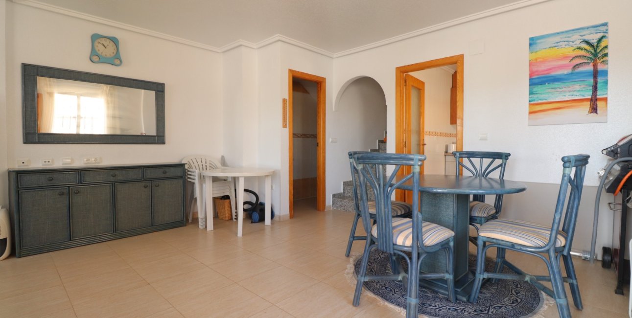 Resale - Townhouse -
Ciudad Quesada - Lo Marabu