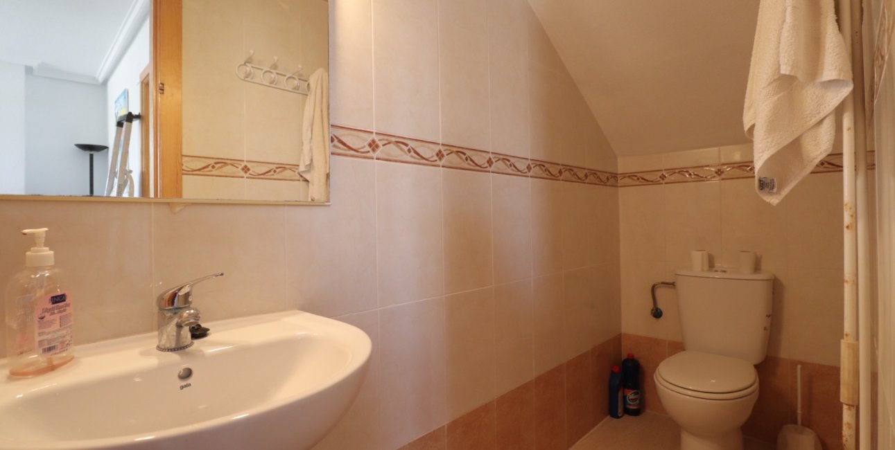 Resale - Townhouse -
Ciudad Quesada - Lo Marabu