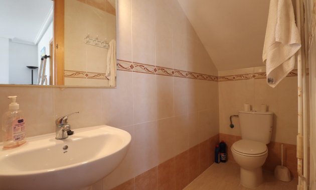 Resale - Townhouse -
Ciudad Quesada - Lo Marabu