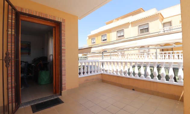 Resale - Townhouse -
Ciudad Quesada - Lo Marabu