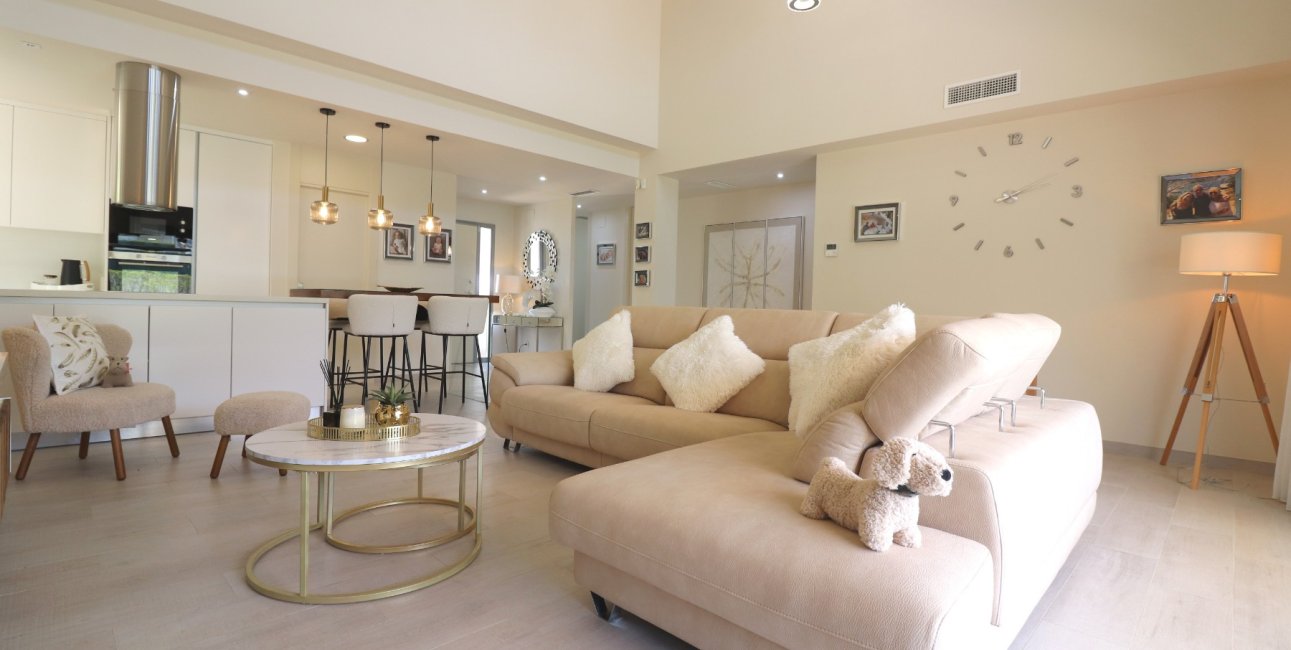 Reventa - Villa -
Algorfa - La Finca Golf Resort