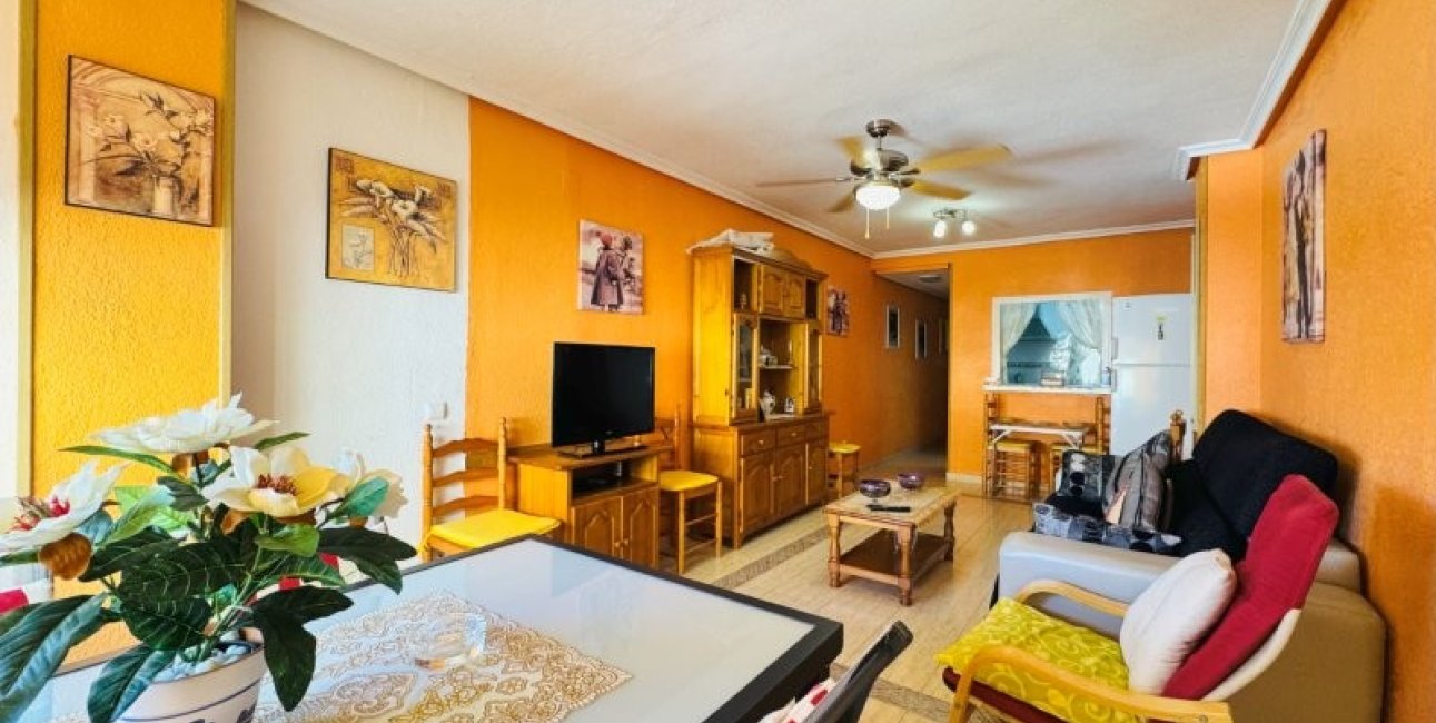 Resale - Apartment / flat -
Torrevieja - La Mata