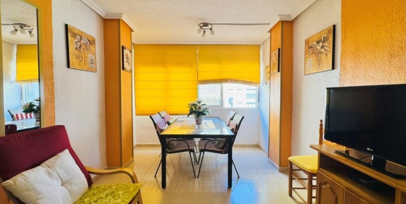 Resale - Apartment / flat -
Torrevieja - La Mata