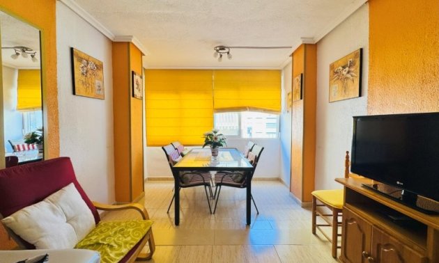 Resale - Apartment / flat -
Torrevieja - La Mata