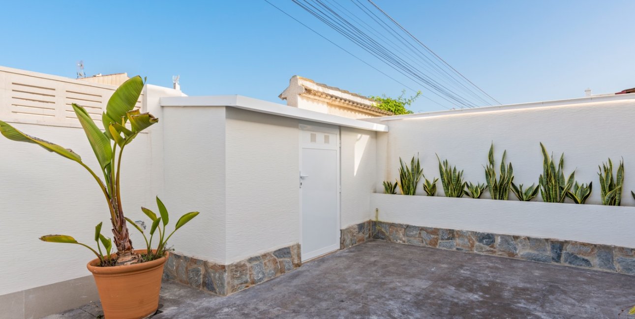 Reventa - Villa -
Torrevieja - San Luis - Chaparal