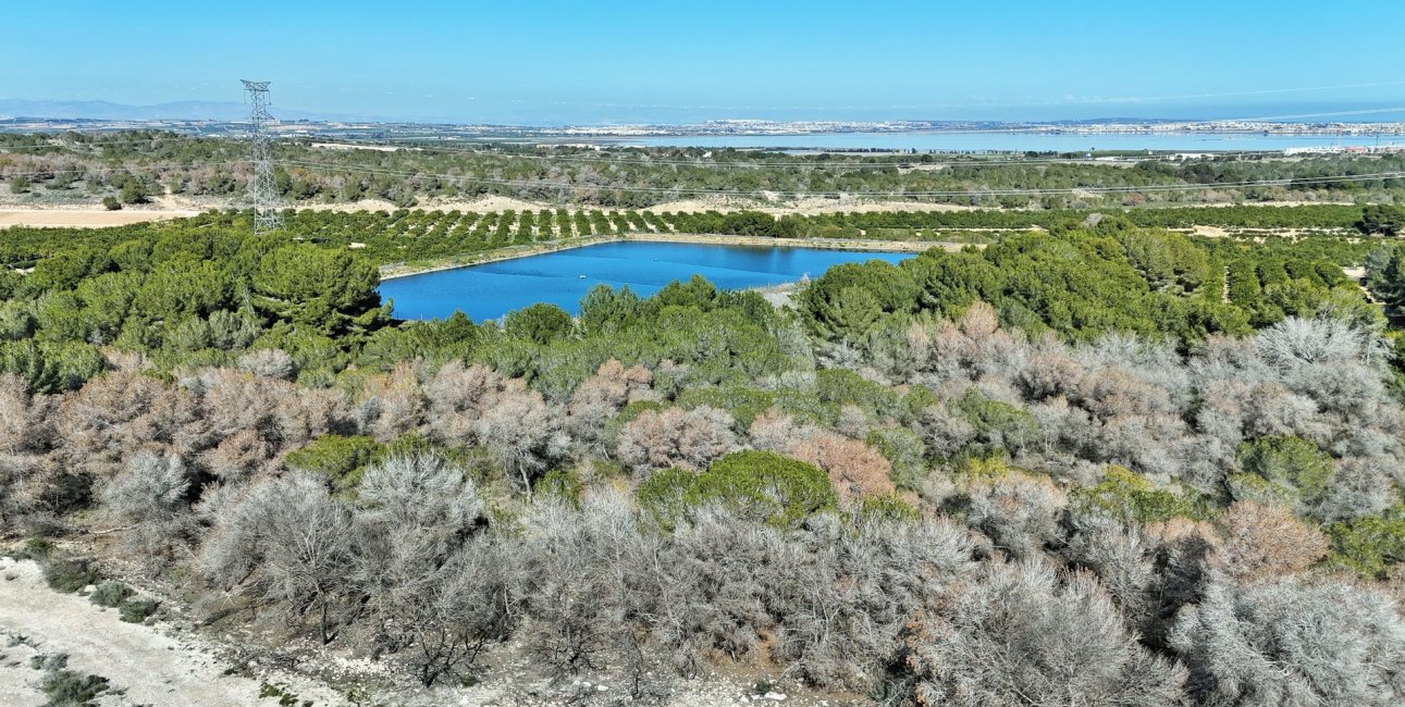 Resale - Villa -
Orihuela Costa - Villamartín