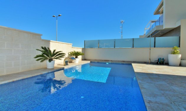 Resale - Villa -
Orihuela Costa - Villamartín