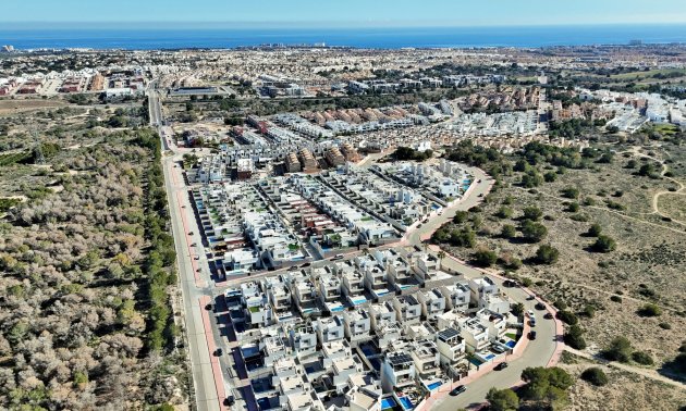 Resale - Villa -
Orihuela Costa - Villamartín