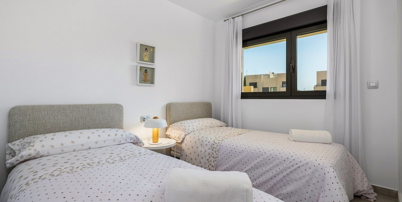Resale - Apartment / flat -
Orihuela Costa