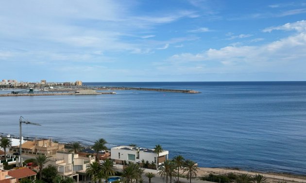 Resale - Apartment / flat -
Torrevieja - La Veleta
