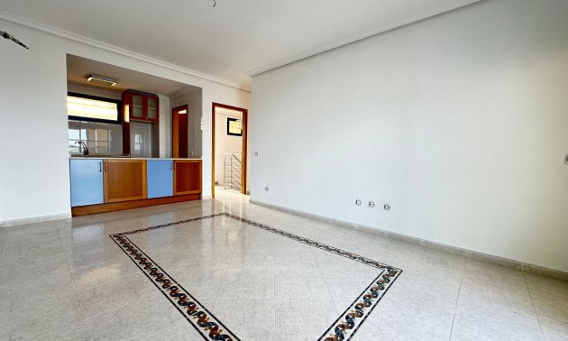 Resale - Apartment / flat -
Torrevieja - La Veleta