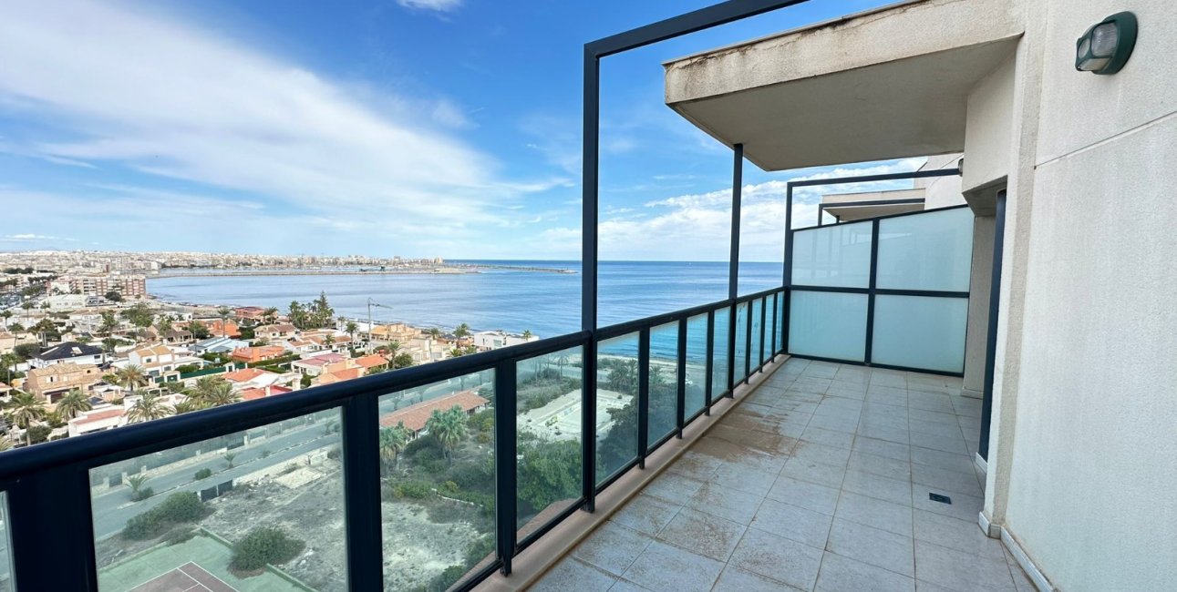 Resale - Apartment / flat -
Torrevieja - La Veleta