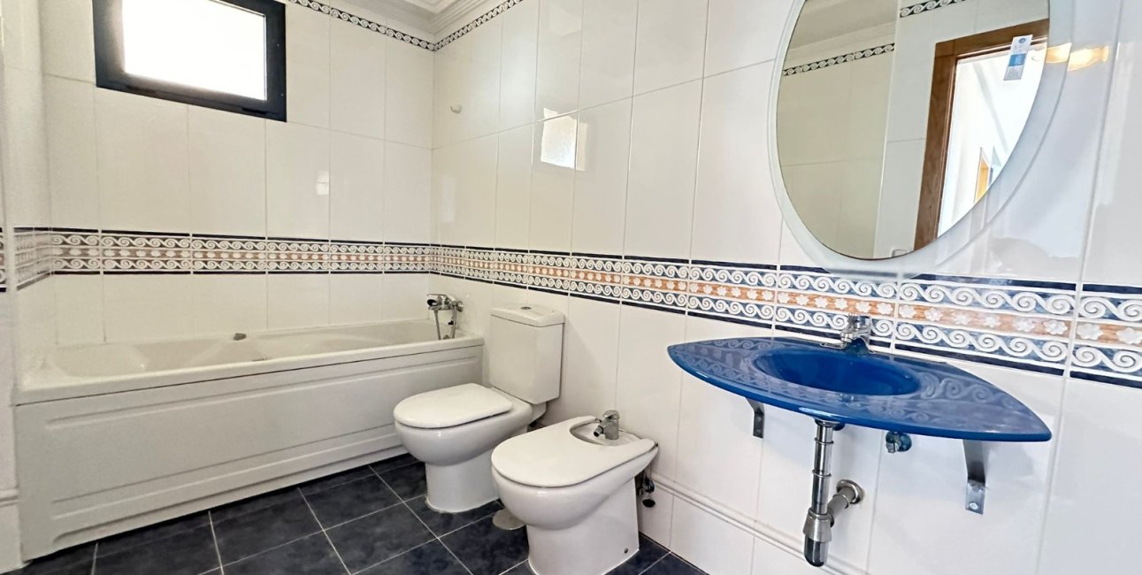 Resale - Apartment / flat -
Torrevieja - La Veleta