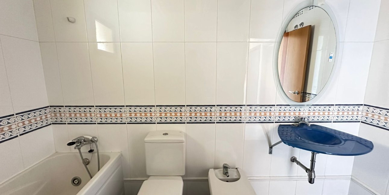 Resale - Apartment / flat -
Torrevieja - La Veleta