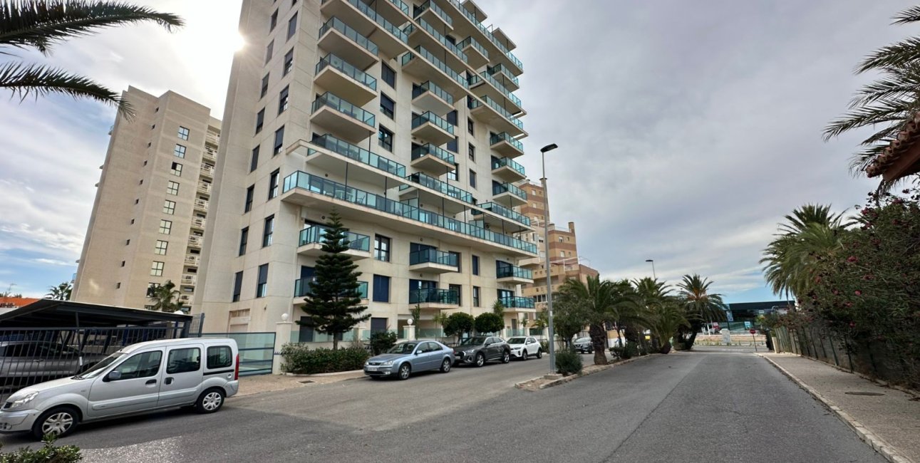 Resale - Apartment / flat -
Torrevieja - La Veleta