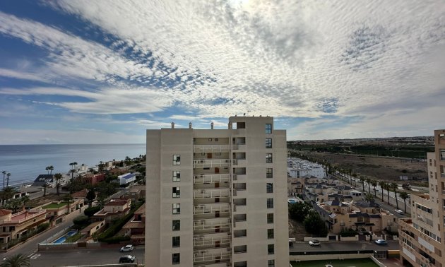 Resale - Apartment / flat -
Torrevieja - La Veleta
