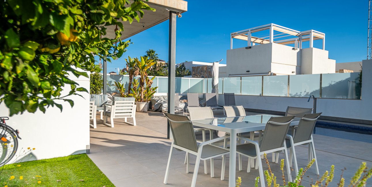 Resale - Villa -
Orihuela Costa - Lomas de Cabo Roig