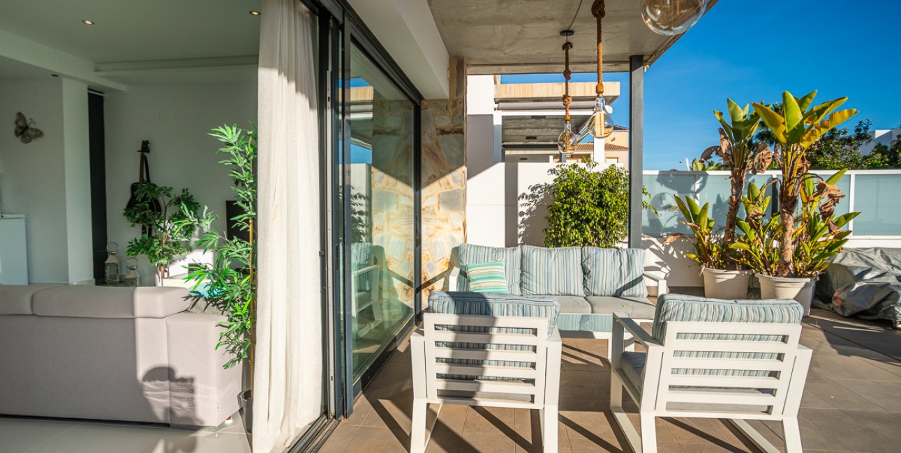 Resale - Villa -
Orihuela Costa - Lomas de Cabo Roig