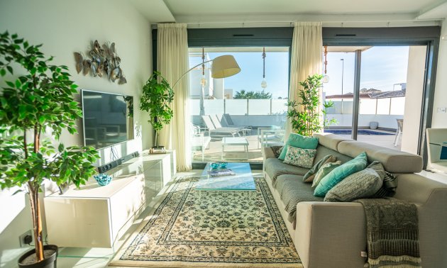 Resale - Villa -
Orihuela Costa - Lomas de Cabo Roig