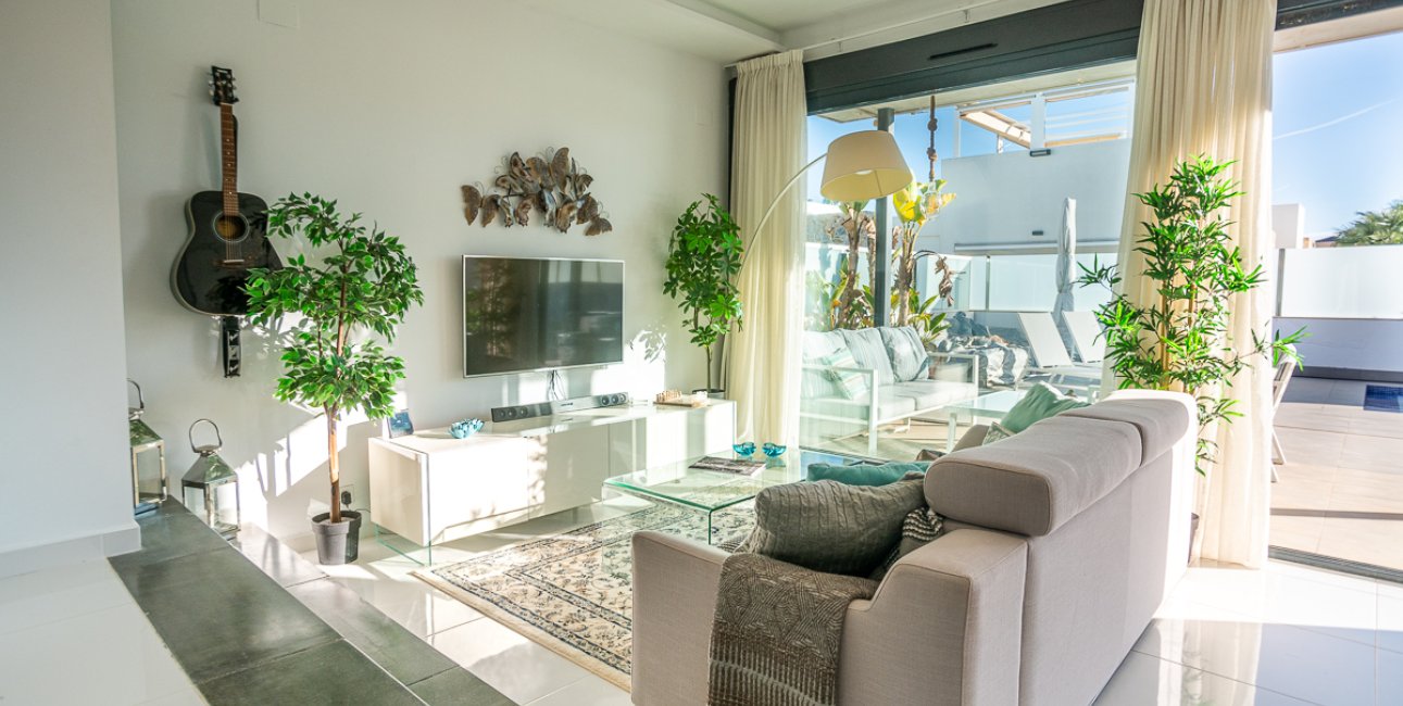 Resale - Villa -
Orihuela Costa - Lomas de Cabo Roig