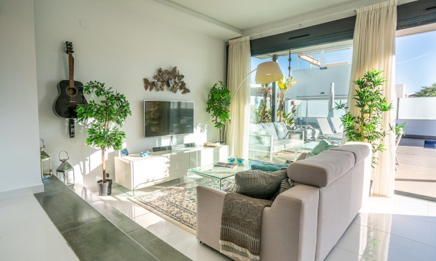 Resale - Villa -
Orihuela Costa - Lomas de Cabo Roig