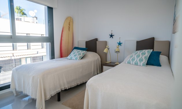 Resale - Villa -
Orihuela Costa - Lomas de Cabo Roig