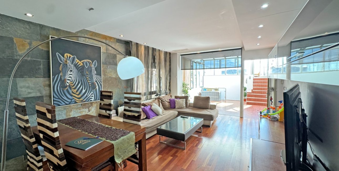 Resale - Apartment / flat -
Torrevieja - Playa del Cura