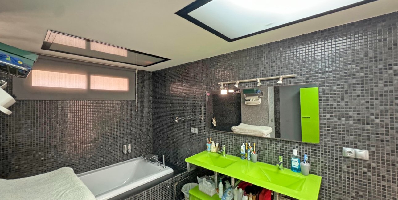 Resale - Apartment / flat -
Torrevieja - Playa del Cura