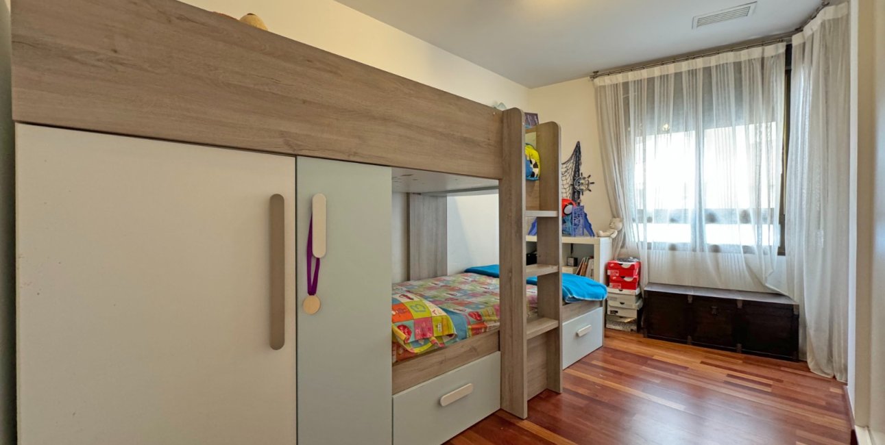 Resale - Apartment / flat -
Torrevieja - Playa del Cura