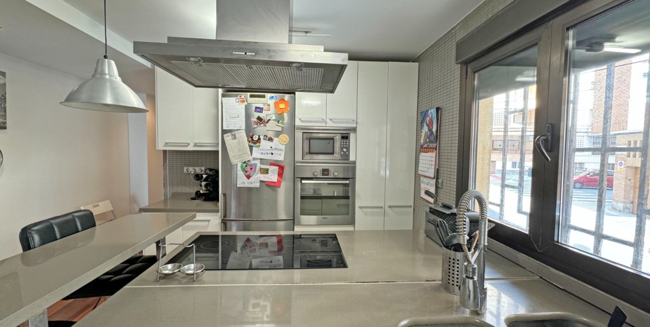 Resale - Apartment / flat -
Torrevieja - Playa del Cura