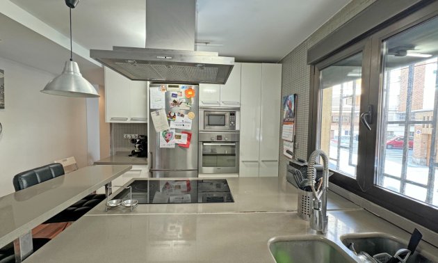 Resale - Apartment / flat -
Torrevieja - Playa del Cura