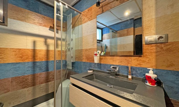 Resale - Apartment / flat -
Torrevieja - Playa del Cura