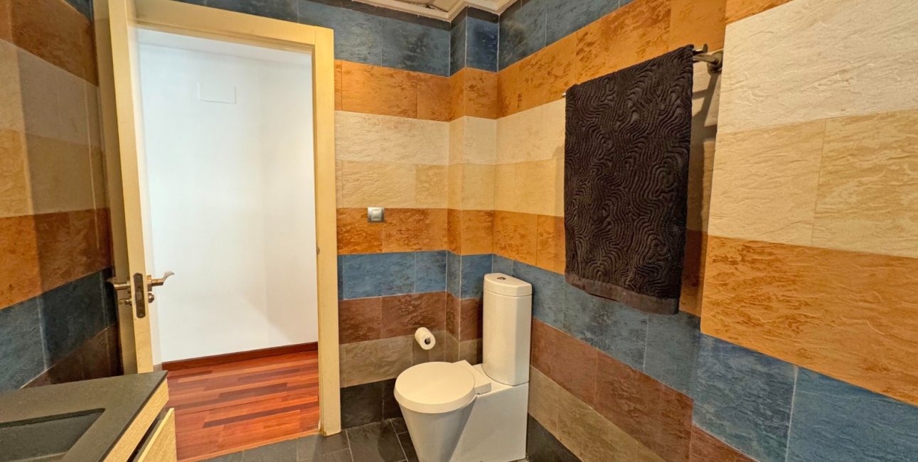 Resale - Apartment / flat -
Torrevieja - Playa del Cura