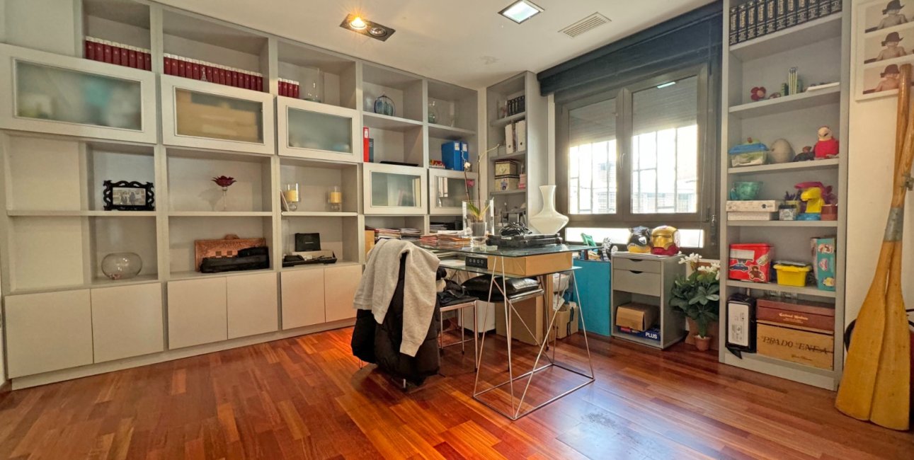 Resale - Apartment / flat -
Torrevieja - Playa del Cura