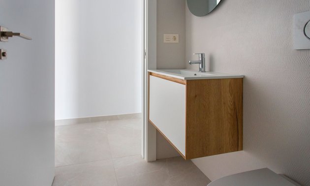 Resale - Apartment / flat -
Torrevieja - Playa del Cura